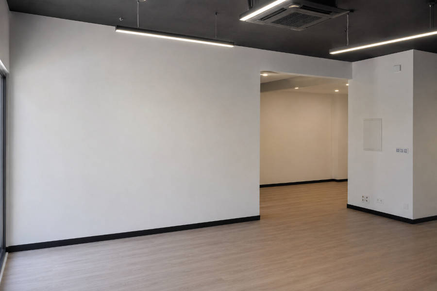 Espaço comercial dividido com placas de gesso cartonado