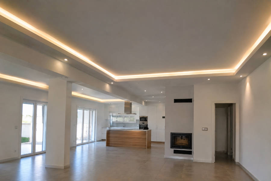 Apartamento remodelado com paredes e teto falso em gesso cartonado